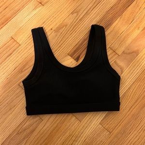 Alo Black Ribbed Sports Bra Sz Medium